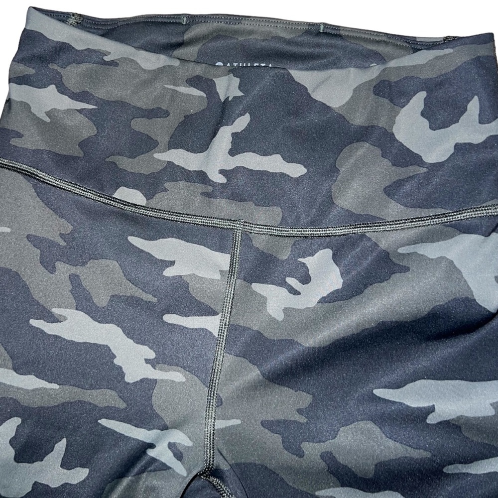 Athleta Ultimate 7/8 Olive Green Camouflage Tight Women’s Size XS - Picture 3 of 6